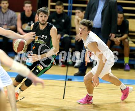 Basketball 2.Bundesliga 2014/15 Grunddurchgang 13.Runde. Woerthersee Piraten gegen Basket Flames. Christof Gspandl, (Piraten),  Lorenz Haas (Basket Flames). Klagenfurt, 20.12.2014.
Foto: Kuess
---
pressefotos, pressefotografie, kuess, qs, qspictures, sport, bild, bilder, bilddatenbank