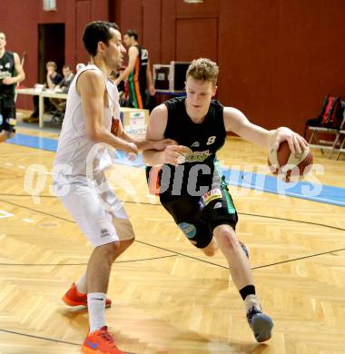 Basketball 2.Bundesliga 2014/15 Grunddurchgang 13.Runde. Woerthersee Piraten gegen Basket Flames. Alexander Ey (Piraten), Paul Koroschitz (Basket Flames). Klagenfurt, 20.12.2014.
Foto: Kuess
---
pressefotos, pressefotografie, kuess, qs, qspictures, sport, bild, bilder, bilddatenbank