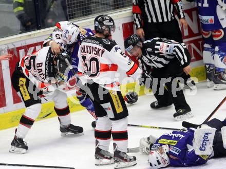 EBEL. Eishockey Bundesliga. EC VSV gegen HC Orli Znojmo. Cole Jarett, Jean Philippe Lamoureux,  (VSV), Martin Baca, Richard Pavlikovsky (Znojmo). Villach, am 23.12.2014.
Foto: Kuess 


---
pressefotos, pressefotografie, kuess, qs, qspictures, sport, bild, bilder, bilddatenbank