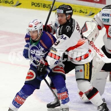 EBEL. Eishockey Bundesliga. EC VSV gegen HC Orli Znojmo. Marco Pewal,  (VSV), Ales Sova (Znojmo). Villach, am 23.12.2014.
Foto: Kuess 


---
pressefotos, pressefotografie, kuess, qs, qspictures, sport, bild, bilder, bilddatenbank