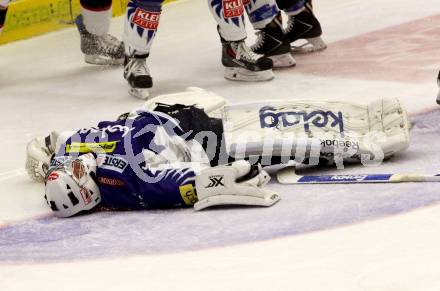 EBEL. Eishockey Bundesliga. EC VSV gegen HC Orli Znojmo. Jean Philippe Lamoureux verletzt (VSV). Villach, am 23.12.2014.
Foto: Kuess 


---
pressefotos, pressefotografie, kuess, qs, qspictures, sport, bild, bilder, bilddatenbank