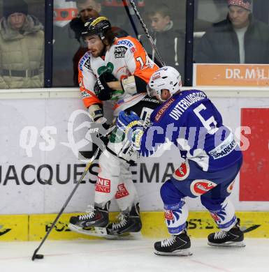 EBEL. Eishockey Bundesliga. EC VSV gegen Moser Medical Graz 99ers.  Gerhard Unterluggauer, (VSV), Luke Walker (Graz 99ers). Villach, am 28.12.2014.
Foto: Kuess 


---
pressefotos, pressefotografie, kuess, qs, qspictures, sport, bild, bilder, bilddatenbank