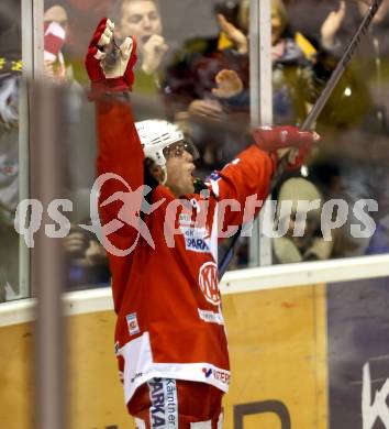 EBEL. Eishockey Bundesliga. KAC gegen UPC Vienna Capitals.  Torjubel Lukas Pither,  (KAC). Klagenfurt, am 30.12.2014.
Foto: Kuess 

---
pressefotos, pressefotografie, kuess, qs, qspictures, sport, bild, bilder, bilddatenbank