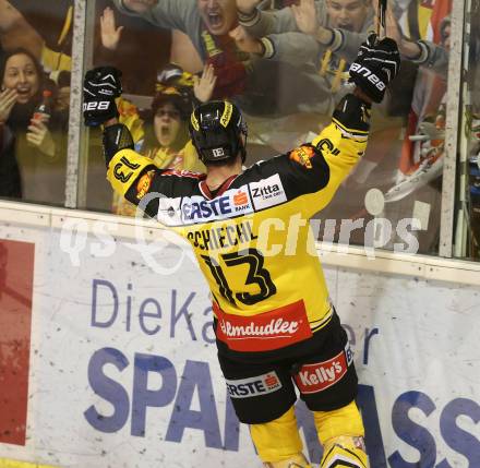 EBEL. Eishockey Bundesliga. KAC gegen UPC Vienna Capitals.  Torjubel Michael Schiechl (Caps). Klagenfurt, am 30.12.2014.
Foto: Kuess 

---
pressefotos, pressefotografie, kuess, qs, qspictures, sport, bild, bilder, bilddatenbank