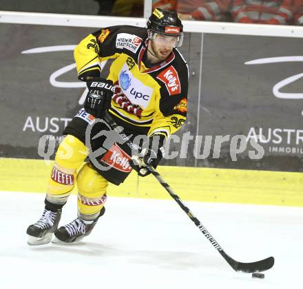 EBEL. Eishockey Bundesliga. KAC gegen UPC Vienna Capitals.  Andreas Noedl (Caps). Klagenfurt, am 30.12.2014.
Foto: Kuess 

---
pressefotos, pressefotografie, kuess, qs, qspictures, sport, bild, bilder, bilddatenbank