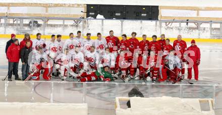 EBEL. Eishockey Bundesliga. Freiluftderby KAC gegen VSV. Training.  (KAC). Klagenfurt, Woerthersee Stadion, am 2.1.2015.
Foto: Kuess
---
pressefotos, pressefotografie, kuess, qs, qspictures, sport, bild, bilder, bilddatenbank