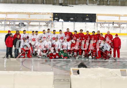 EBEL. Eishockey Bundesliga. Freiluftderby KAC gegen VSV. Training.  (KAC). Klagenfurt, Woerthersee Stadion, am 2.1.2015.
Foto: Kuess
---
pressefotos, pressefotografie, kuess, qs, qspictures, sport, bild, bilder, bilddatenbank