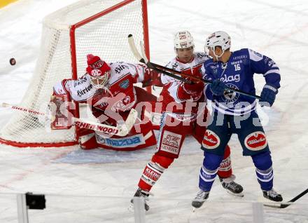 EBEL. Eishockey Bundesliga. Freiluftderby KAC gegen VSV. Rene Swette, Kirk Furey,  (KAC), Daniel Nageler (VSV). Klagenfurt, Woerthersee Stadion, am 3.1.2015.
Foto: Kuess
---
pressefotos, pressefotografie, kuess, qs, qspictures, sport, bild, bilder, bilddatenbank