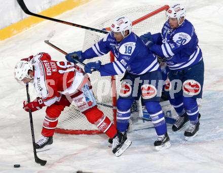 EBEL. Eishockey Bundesliga. Freiluftderby KAC gegen VSV. Thomas Koch, (KAC), Jason Krog, Nico Brunner  (VSV). Klagenfurt, Woerthersee Stadion, am 3.1.2015.
Foto: Kuess
---
pressefotos, pressefotografie, kuess, qs, qspictures, sport, bild, bilder, bilddatenbank