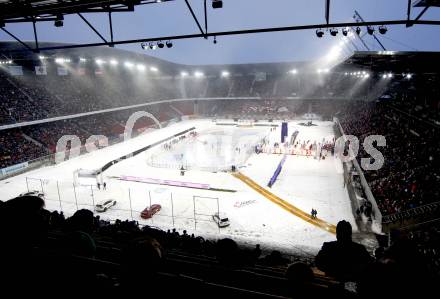 EBEL. Eishockey Bundesliga. Freiluftderby KAC gegen VSV. Klagenfurt, Woerthersee Stadion, am 3.1.2015.
Foto: Kuess
---
pressefotos, pressefotografie, kuess, qs, qspictures, sport, bild, bilder, bilddatenbank