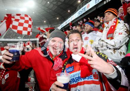 EBEL. Eishockey Bundesliga. Freiluftderby KAC gegen VSV. Fans (KAC). Klagenfurt, Woerthersee Stadion, am 3.1.2015.
Foto: Kuess
---
pressefotos, pressefotografie, kuess, qs, qspictures, sport, bild, bilder, bilddatenbank