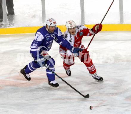 EBEL. Eishockey Bundesliga. Freiluftderby KAC gegen VSV.  Manuel Geier,  (KAC), Cole Jarrett (VSV). Klagenfurt, Woerthersee Stadion, am 3.1.2015.
Foto: Kuess
---
pressefotos, pressefotografie, kuess, qs, qspictures, sport, bild, bilder, bilddatenbank