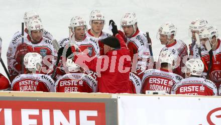 EBEL. Eishockey Bundesliga. Freiluftderby KAC gegen VSV. Timeout. Trainer Doug Mason (KAC). Klagenfurt, Woerthersee Stadion, am 3.1.2015.
Foto: Kuess
---
pressefotos, pressefotografie, kuess, qs, qspictures, sport, bild, bilder, bilddatenbank