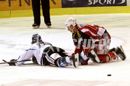 EBEL. Eishockey Bundesliga. KAC gegen EHC LIWEST Linz.  Oliver Setzinger,  (KAC), Sebastien Piche (Linz). Klagenfurt, am 6.1.2015.
Foto: Kuess 

---
pressefotos, pressefotografie, kuess, qs, qspictures, sport, bild, bilder, bilddatenbank