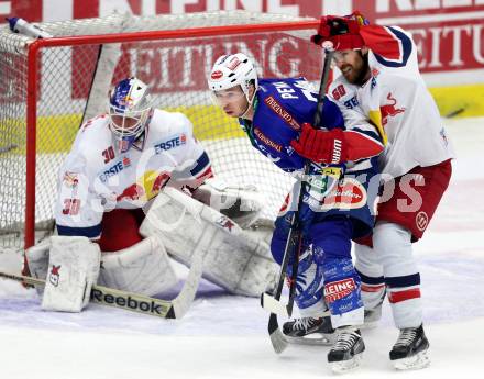 EBEL. Eishockey Bundesliga. EC VSV gegen EC Red Bull Salzburg.  Marco Pewal, (VSV), Bernd Brueckler, Troy Milam (Salzburg). Villach, am 9.1.2015.
Foto: Kuess 


---
pressefotos, pressefotografie, kuess, qs, qspictures, sport, bild, bilder, bilddatenbank