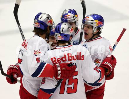 EBEL. Eishockey Bundesliga. EC VSV gegen EC Red Bull Salzburg. Torjubel Manuel Latusa, Thomas Raffl, Matthias Trattnig,  (Salzburg). Villach, am 9.1.2015.
Foto: Kuess 


---
pressefotos, pressefotografie, kuess, qs, qspictures, sport, bild, bilder, bilddatenbank