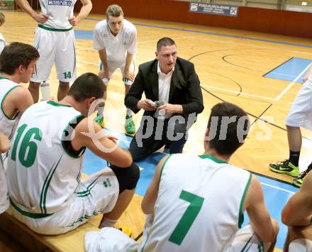 Basketball 2.Bundesliga 2014/15 Grunddurchgang 14.Runde. KOS Celovec gegen Dragons St. Poelten. Trainer Predrag Radovic (KOS). Klagenfurt, 10.1.2015.
Foto: Kuess
---
pressefotos, pressefotografie, kuess, qs, qspictures, sport, bild, bilder, bilddatenbank