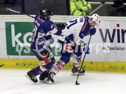 EBEL. Eishockey Bundesliga. EC VSV gegen SAPA Fehervar AV19.  Benjamin Petrik, (VSV), Csaba Kovacs  (Alba Volan). Villach, am 11.1.2015.
Foto: Kuess 


---
pressefotos, pressefotografie, kuess, qs, qspictures, sport, bild, bilder, bilddatenbank