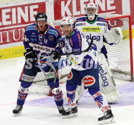 EBEL. Eishockey Bundesliga. EC VSV gegen SAPA Fehervar AV19. Stefan Bacher, (VSV),  Andras Benk  (Alba Volan). Villach, am 11.1.2015.
Foto: Kuess 


---
pressefotos, pressefotografie, kuess, qs, qspictures, sport, bild, bilder, bilddatenbank