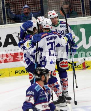 EBEL. Eishockey Bundesliga. EC VSV gegen SAPA Fehervar AV19. Torjubel  (VSV). Villach, am 11.1.2015.
Foto: Kuess 


---
pressefotos, pressefotografie, kuess, qs, qspictures, sport, bild, bilder, bilddatenbank