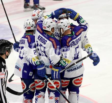 EBEL. Eishockey Bundesliga. EC VSV gegen SAPA Fehervar AV19. EBEL. Eishockey Bundesliga. EC VSV gegen SAPA Fehervar AV19. torjubel Darren Haydar, John Lammers, Jason Krog, UNTERLUGGAUER Gerhard (VSV). Villach, am 11.1.2015. (VSV). Villach, am 11.1.2015.
Foto: Kuess 


---
pressefotos, pressefotografie, kuess, qs, qspictures, sport, bild, bilder, bilddatenbank