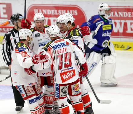 EBEL. Eishockey Bundesliga. EC VSV gegen KAC.  Torjubel Thomas Poeck, Mike Siklenka, Stephan Geier, Thomas Hundertpfund (KAC). Villach, am 18.1.2015.
Foto: Kuess 


---
pressefotos, pressefotografie, kuess, qs, qspictures, sport, bild, bilder, bilddatenbank