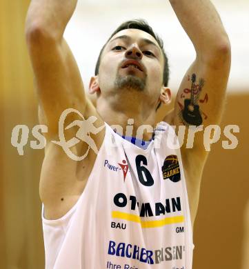 Basketball 2.Bundesliga 2014/15 Grunddurchgang 15.Runde. Radenthein Garnets gegen Mattersburg Rocks. Thomas Wilpernig (Radenthein). Radenthein, 18.1.2015.
Foto: Kuess
---
pressefotos, pressefotografie, kuess, qs, qspictures, sport, bild, bilder, bilddatenbank