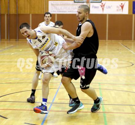 Basketball 2.Bundesliga 2014/15 Grunddurchgang 15.Runde. Radenthein Garnets gegen Mattersburg Rocks. Uros Ninic,  (Radenthein), Adnan Bejtic (Mattersburg). Radenthein, 18.1.2015.
Foto: Kuess
---
pressefotos, pressefotografie, kuess, qs, qspictures, sport, bild, bilder, bilddatenbank