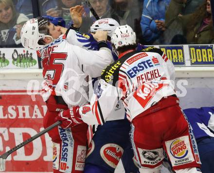 EBEL. Eishockey Bundesliga. EC VSV gegen KAC. Rauferei Daniel Nageler, Kirk Furey,  (VSV), Johannes Reichel (KAC). Villach, am 18.1.2015.
Foto: Kuess 


---
pressefotos, pressefotografie, kuess, qs, qspictures, sport, bild, bilder, bilddatenbank