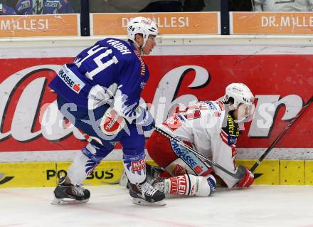 EBEL. Eishockey Bundesliga. EC VSV gegen KAC. Geoff Waugh, (VSV), Daniel Ban  (KAC). Villach, am 18.1.2015.
Foto: Kuess 


---
pressefotos, pressefotografie, kuess, qs, qspictures, sport, bild, bilder, bilddatenbank