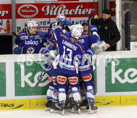 EBEL. Eishockey Bundesliga. EC VSV gegen KAC. Torjubel Cole Jarrett, Jason Krog, Gerhard Unterluggauer, John Lammers, Eric Hunter (VSV). Villach, am 18.1.2015.
Foto: Kuess 


---
pressefotos, pressefotografie, kuess, qs, qspictures, sport, bild, bilder, bilddatenbank