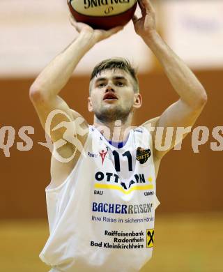 Basketball 2.Bundesliga 2014/15 Grunddurchgang 15.Runde. Radenthein Garnets gegen Mattersburg Rocks. Ziga Erculj (Radenthein). Radenthein, 18.1.2015.
Foto: Kuess
---
pressefotos, pressefotografie, kuess, qs, qspictures, sport, bild, bilder, bilddatenbank