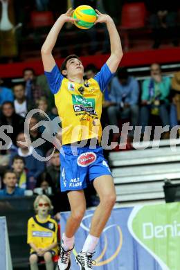 Volleyball. Champions League. SK Posojilnica Aich/Dob gegen VfB Friedrichshafen. Filip Palgut (Aich/Dob). Klagenfurt, 21.1.2015.
Foto: Kuess
---
pressefotos, pressefotografie, kuess, qs, qspictures, sport, bild, bilder, bilddatenbank