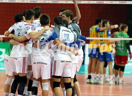 Volleyball. Champions League. SK Posojilnica Aich/Dob gegen VfB Friedrichshafen. Jubel (Friedrichshafen). Klagenfurt, 21.1.2015.
Foto: Kuess
---
pressefotos, pressefotografie, kuess, qs, qspictures, sport, bild, bilder, bilddatenbank