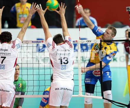 Volleyball. Champions League. SK Posojilnica Aich/Dob gegen VfB Friedrichshafen. Stanislaw Wawrrynczyk (Aich/Dob). Klagenfurt, 21.1.2015.
Foto: Kuess
---
pressefotos, pressefotografie, kuess, qs, qspictures, sport, bild, bilder, bilddatenbank