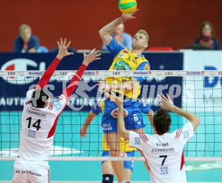 Volleyball. Champions League. SK Posojilnica Aich/Dob gegen VfB Friedrichshafen. Peter Wohlfahrtstaetter (Aich/Dob). Klagenfurt, 21.1.2015.
Foto: Kuess
---
pressefotos, pressefotografie, kuess, qs, qspictures, sport, bild, bilder, bilddatenbank