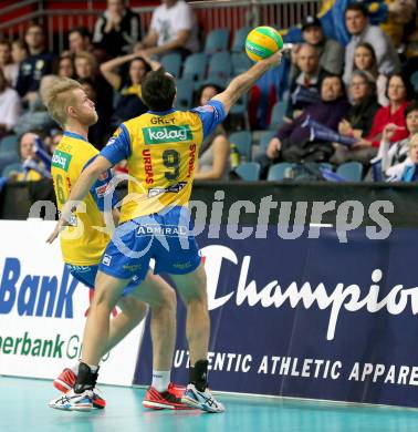 Volleyball. Champions League. SK Posojilnica Aich/Dob gegen VfB Friedrichshafen. Peter Wohlfahrtstaetter, Andrej Grut (Aich/Dob). Klagenfurt, 21.1.2015.
Foto: Kuess
---
pressefotos, pressefotografie, kuess, qs, qspictures, sport, bild, bilder, bilddatenbank