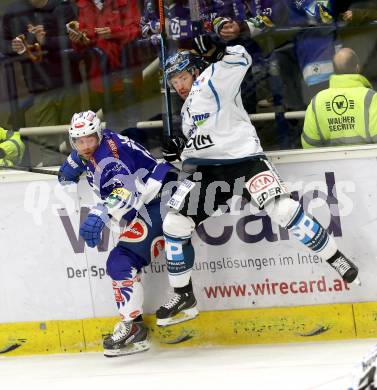 EBEL. Eishockey Bundesliga. EC VSV gegen EHC Liwest Black Wings Linz.  John Lammers,  (VSV), Andrew Jacob Kozek (Linz). Villach, am 22.1.2015.
Foto: Kuess 


---
pressefotos, pressefotografie, kuess, qs, qspictures, sport, bild, bilder, bilddatenbank