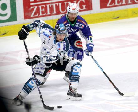 EBEL. Eishockey Bundesliga. EC VSV gegen EHC Liwest Black Wings Linz.  Jason Krog,  (VSV), Brian Lebler (Linz). Villach, am 22.1.2015.
Foto: Kuess 


---
pressefotos, pressefotografie, kuess, qs, qspictures, sport, bild, bilder, bilddatenbank