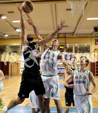 Basketball 2.Bundesliga 2014/15 Grunddurchgang 16.Runde. KOS Celovec gegen Woerthersee Piraten. Ales Primc, (KOS Celovec), Joachim Buggelsheim (Woerthersee Piraten). Klagenfurt, 24.1.2015.
Foto: Kuess
---
pressefotos, pressefotografie, kuess, qs, qspictures, sport, bild, bilder, bilddatenbank