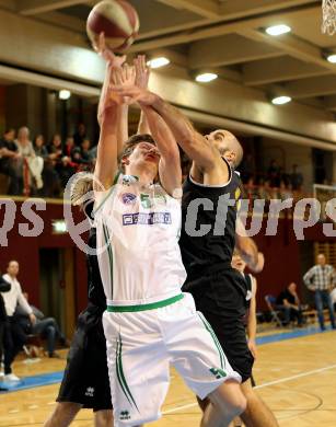 Basketball 2.Bundesliga 2014/15 Grunddurchgang 16.Runde. KOS Celovec gegen Woerthersee Piraten. Andi Smrtnik,  (KOS Celovec), Joachim Buggelsheim (Woerthersee Piraten). Klagenfurt, 24.1.2015.
Foto: Kuess
---
pressefotos, pressefotografie, kuess, qs, qspictures, sport, bild, bilder, bilddatenbank