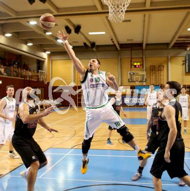 Basketball 2.Bundesliga 2014/15 Grunddurchgang 16.Runde. KOS Celovec gegen Woerthersee Piraten. Jasmin Hercegovac,  (KOS Celovec), Joachim Buggelsheim, Martin Breithuber (Woerthersee Piraten). Klagenfurt, 24.1.2015.
Foto: Kuess
---
pressefotos, pressefotografie, kuess, qs, qspictures, sport, bild, bilder, bilddatenbank