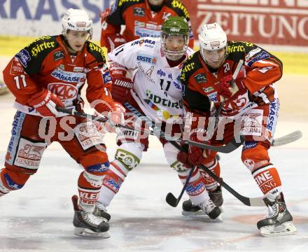 EBEL. Eishockey Bundesliga. KAC gegen HCB Suedtirol. Daniel Ban, Marcel Rodman,  (KAC), Mark Cullen (Bozen). Klagenfurt, am 30.1.2015.
Foto: Kuess 

---
pressefotos, pressefotografie, kuess, qs, qspictures, sport, bild, bilder, bilddatenbank