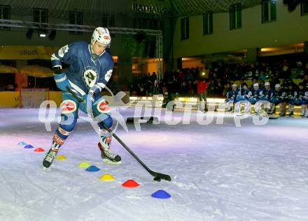 EBEL. Eishockey Bundesliga. Showtraining VSV. Adis Alagic. Villach, am 6.2.2015.
Foto: Kuess
---
pressefotos, pressefotografie, kuess, qs, qspictures, sport, bild, bilder, bilddatenbank