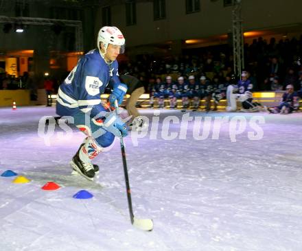 EBEL. Eishockey Bundesliga. Showtraining VSV. Jason Krog. Villach, am 6.2.2015.
Foto: Kuess
---
pressefotos, pressefotografie, kuess, qs, qspictures, sport, bild, bilder, bilddatenbank