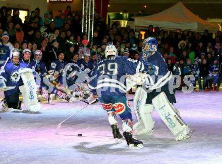 EBEL. Eishockey Bundesliga. Showtraining VSV. Thomas Hoeneckl, Patrick Platzer. Villach, am 6.2.2015.
Foto: Kuess
---
pressefotos, pressefotografie, kuess, qs, qspictures, sport, bild, bilder, bilddatenbank