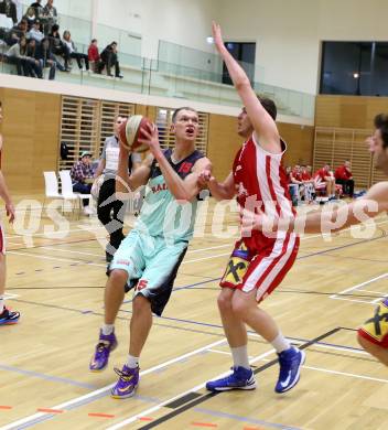 Basketball 2.Bundesliga 2014/15 Grunddurchgang 18.Runde. Villach Raiders gegen St. Poelten Dragons. Povilas Gaidys,  (Villach), Martin Speiser (St. Poelten). Klagenfurt, 7.2.2015.
Foto: Kuess
---
pressefotos, pressefotografie, kuess, qs, qspictures, sport, bild, bilder, bilddatenbank