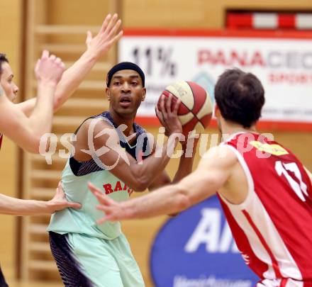 Basketball 2.Bundesliga 2014/15 Grunddurchgang 18.Runde. Villach Raiders gegen St. Poelten Dragons. Marrkus Gregory Carr (Villach). Klagenfurt, 7.2.2015.
Foto: Kuess
---
pressefotos, pressefotografie, kuess, qs, qspictures, sport, bild, bilder, bilddatenbank