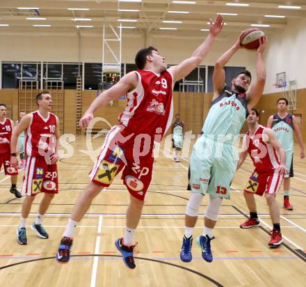 Basketball 2.Bundesliga 2014/15 Grunddurchgang 18.Runde. Villach Raiders gegen St. Poelten Dragons. Andreas Napokoj,  (Villach), Paul Radakovics (St. Poelten). Klagenfurt, 7.2.2015.
Foto: Kuess
---
pressefotos, pressefotografie, kuess, qs, qspictures, sport, bild, bilder, bilddatenbank