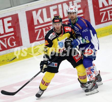 EBEL. Eishockey Bundesliga. EC VSV gegen UPC Vienna Capitals. Eric HUnter, (VSV), Danny Bois  (Caps). Villach, am 10.2.2015.
Foto: Kuess 


---
pressefotos, pressefotografie, kuess, qs, qspictures, sport, bild, bilder, bilddatenbank